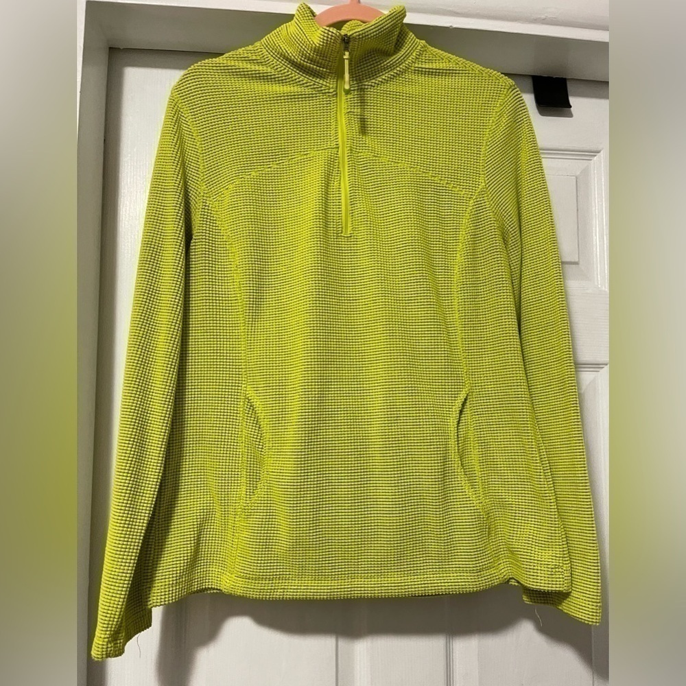 Tangerine Brand Pull over